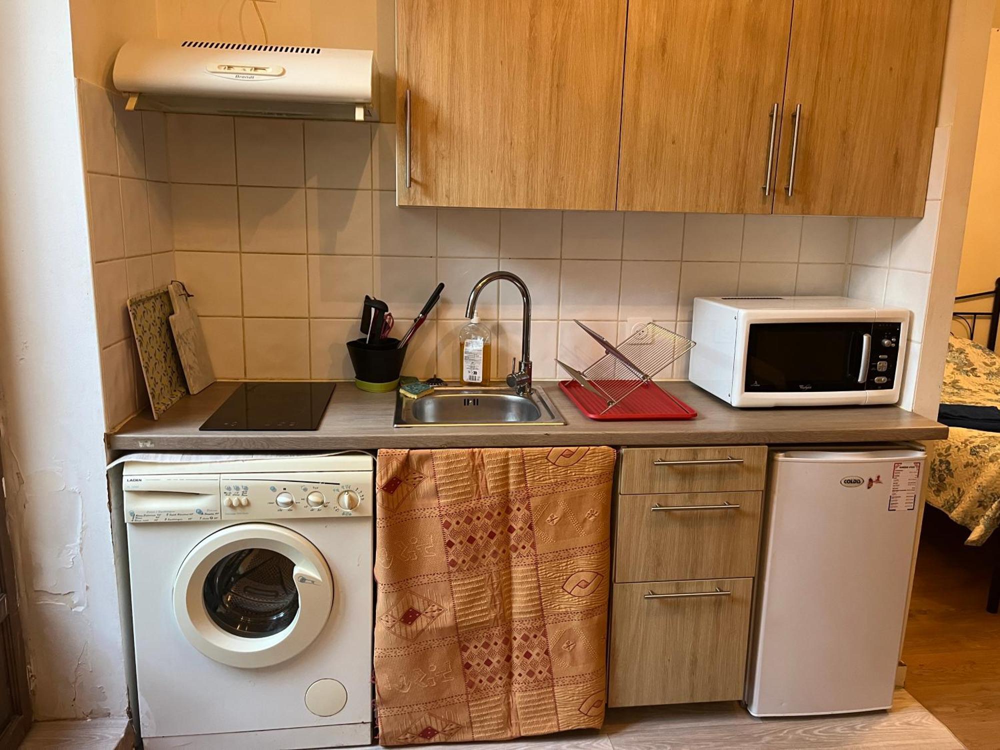 Apartment Grand Sur Cour Privative