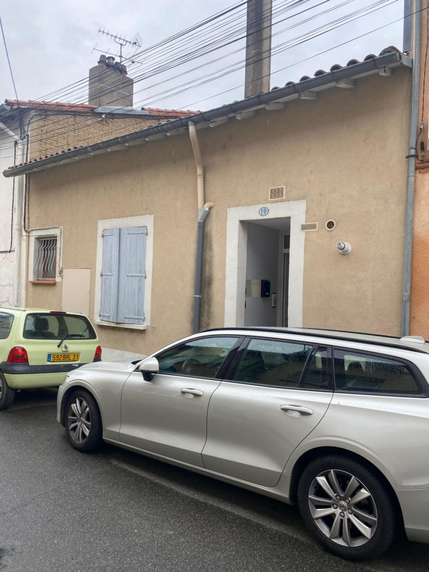 Grand Sur Cour Privative Apartment